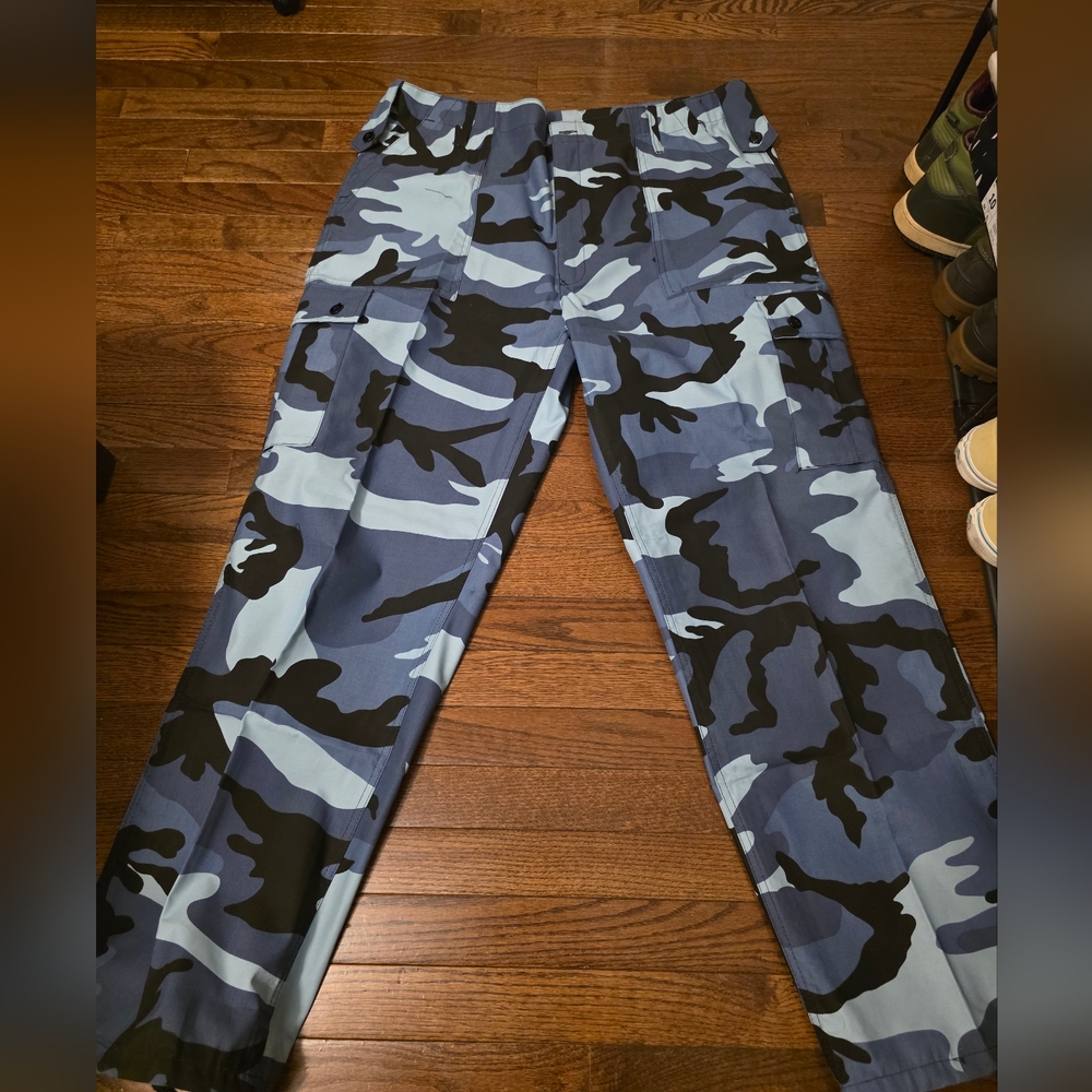 Men's Blue Camouflage Cargo Pants